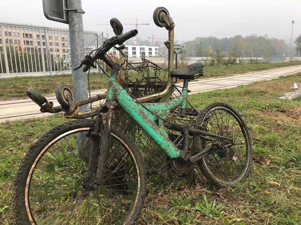 3f429676-5638-42e2-ba0c-c0a32e2cf89c